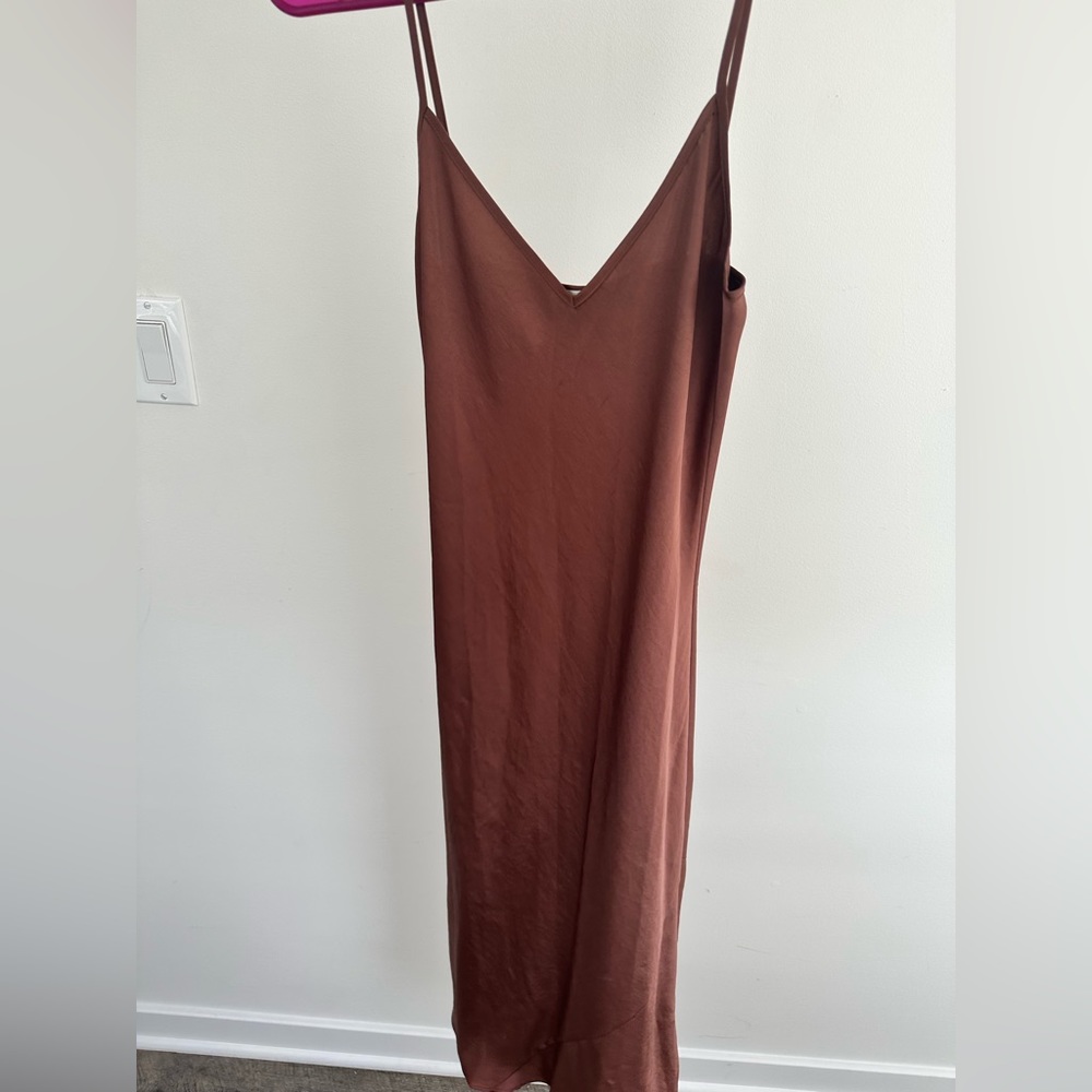 Aritzia midi skip dress